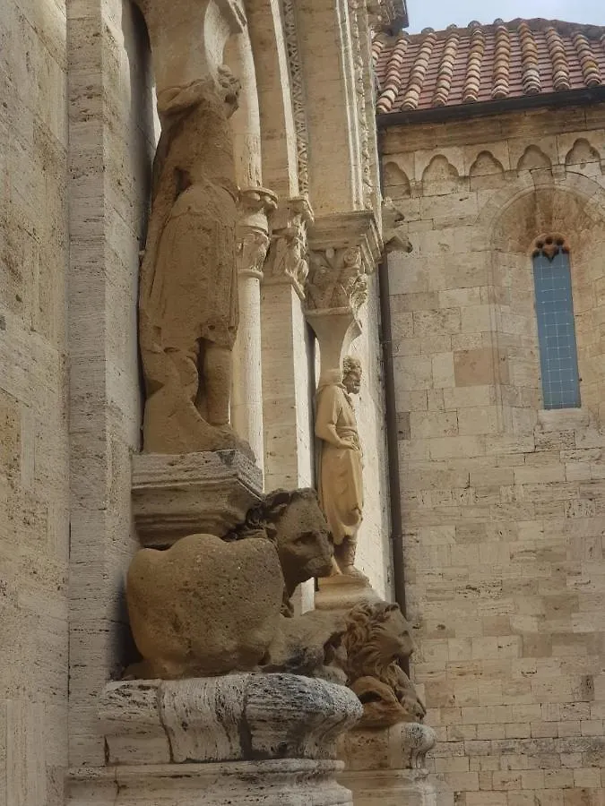 Palazzetto Del Pittore San Quirico d'Orcia Italy